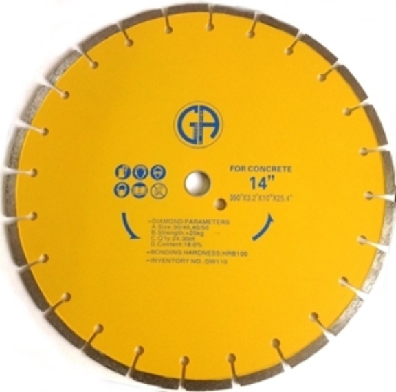 Picture of DW110 14-in. Sintered segmented saw blade for concrete